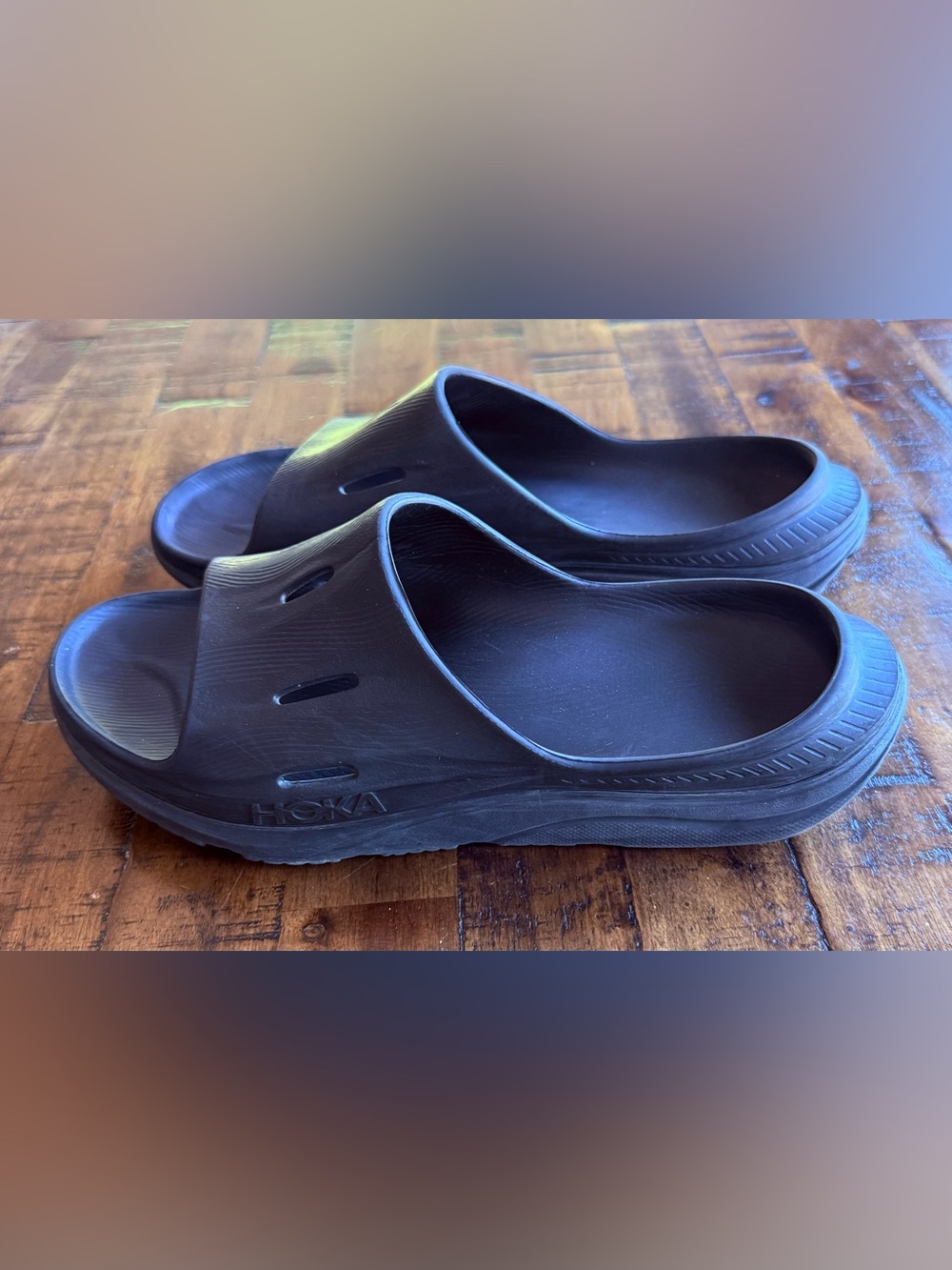 HOKA Men’s Slide Sandals • Size 11 • Black • Rubber Upper • Slip‑On Logo